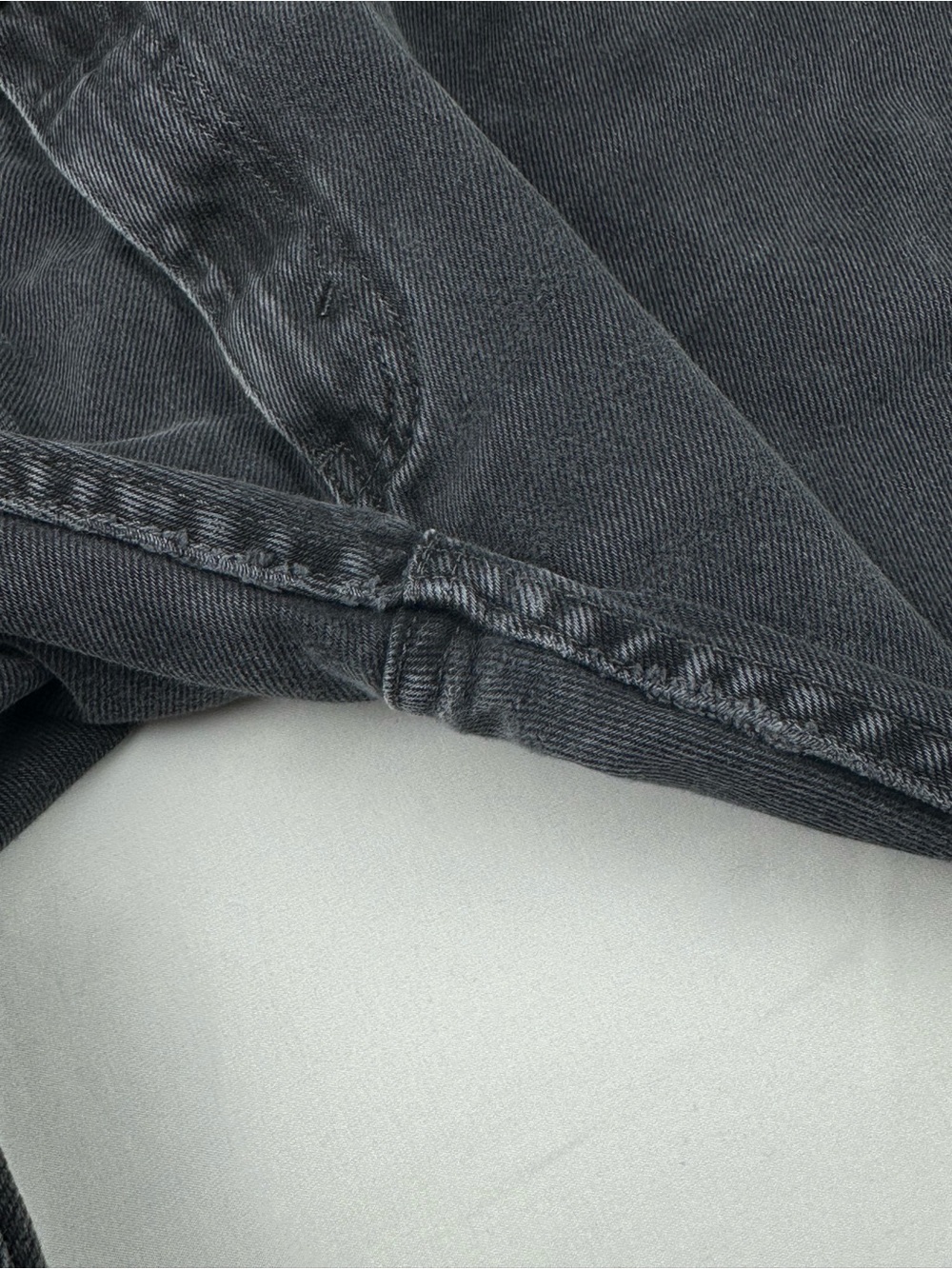 Levi’s 505 Men’s Straight Leg Faded Black Denim Jeans Vintage Classic Grunge - Picture 10 of 14